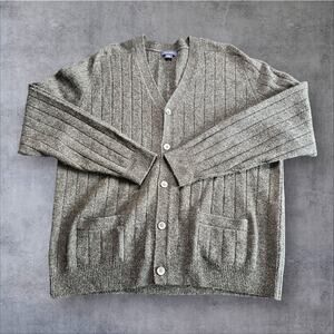 Club Room Men L 100% Wool Gray Knit Preppy V Neck Button Front Cardigan Sweater